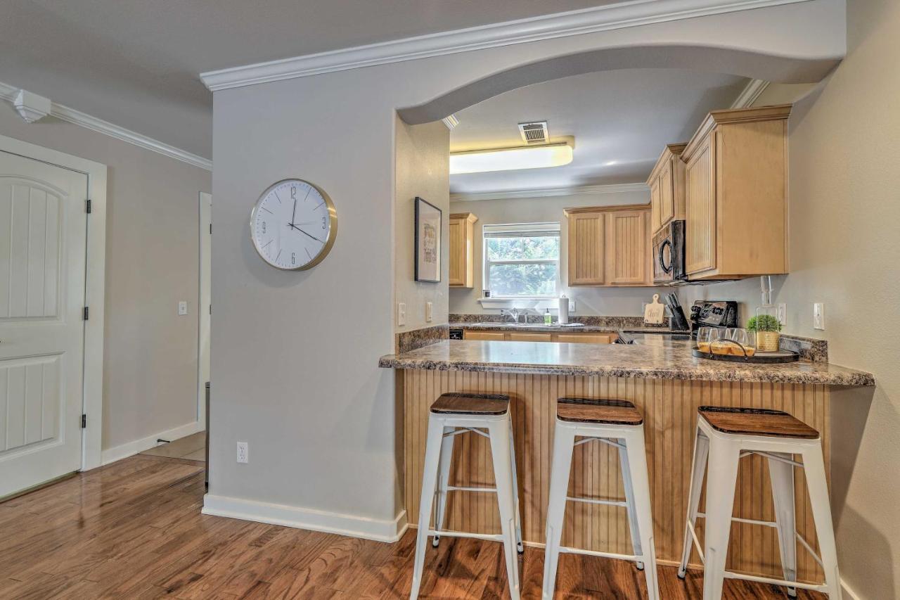 Charming Springdale Townhome About 5 Mi To Dtwn! Екстериор снимка